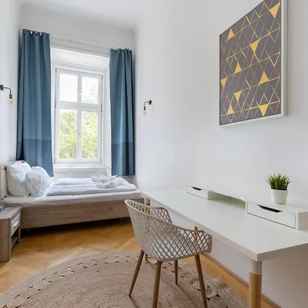 Apartment Super 2br-2bt With Balcony&view&sauna&jacuzzi