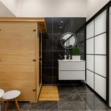 Super 2br-2bt With Balcony&view&sauna&jacuzzi *